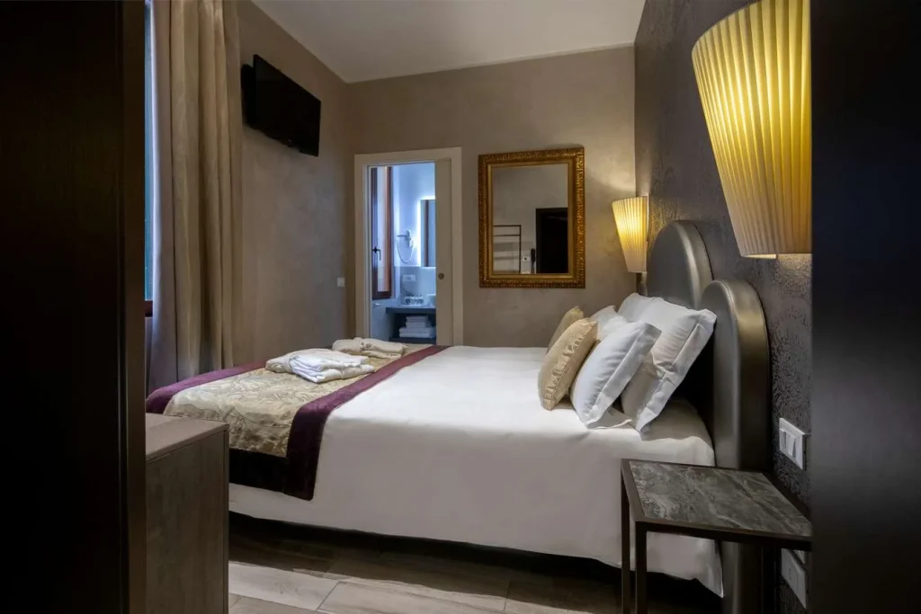 Small Double Room at Alle Guglie Boutique Hotel